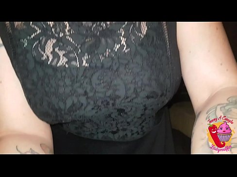 ❤️ سلٹی سوتیلی بہن اسے ایک بلو جاب اور ہسپانوی دیتی ہے۔ مقعد فحش  ❌